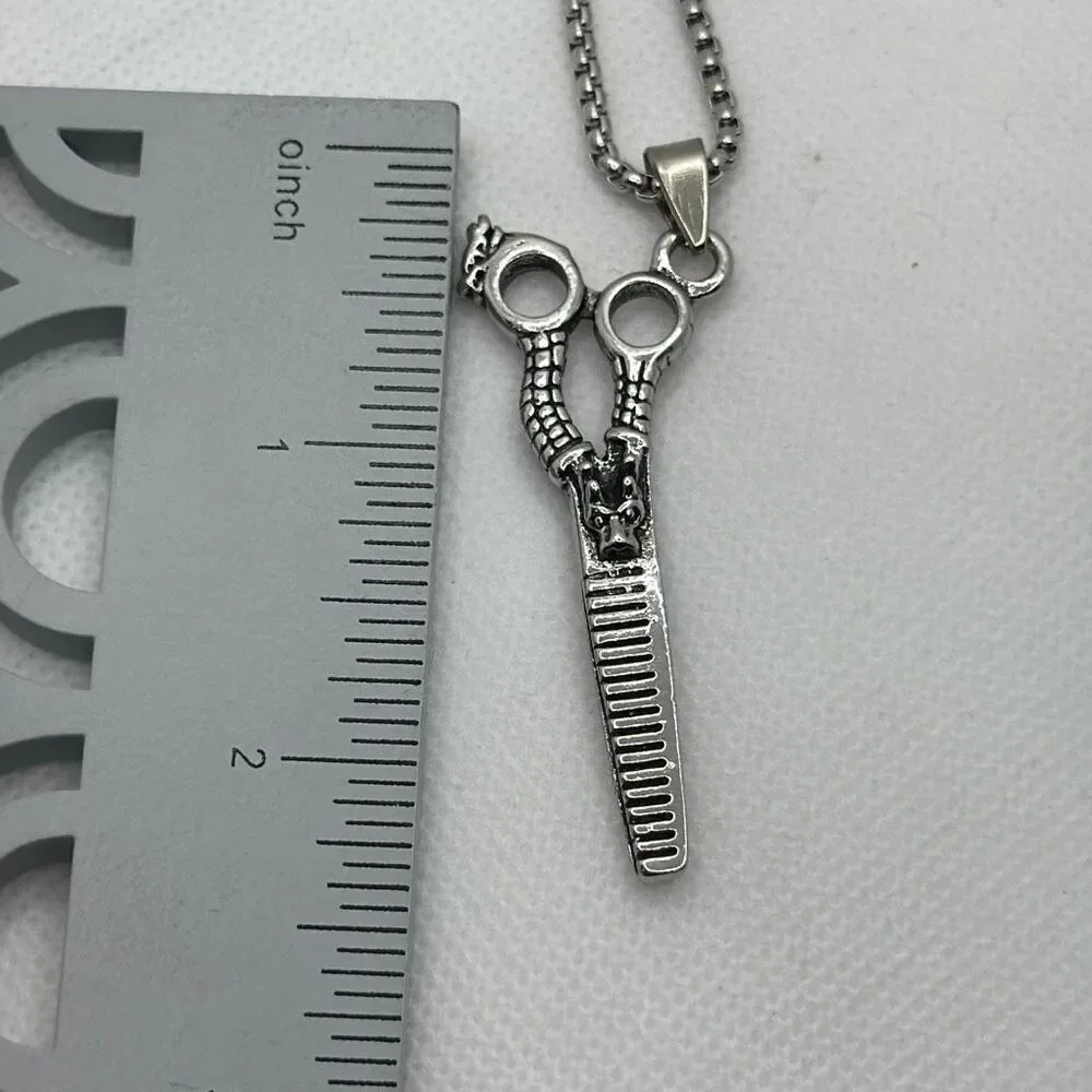 Silver Tone Barber Shears & Comb Pendant Necklace 23” Titanium NWOT, snake skin